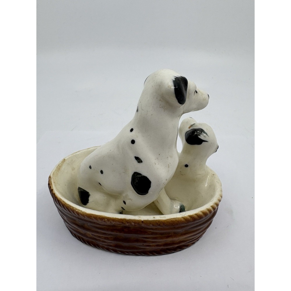 Vintage Japan Porcelain DALMATIAN Parent Dog & Puppy In A Basket 3.75" Tall - Picture 5 of 6